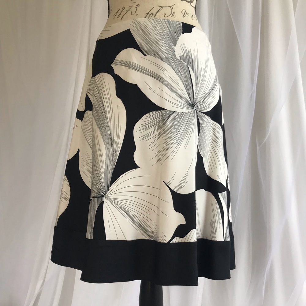 Silk WHBM Skirt size 4
